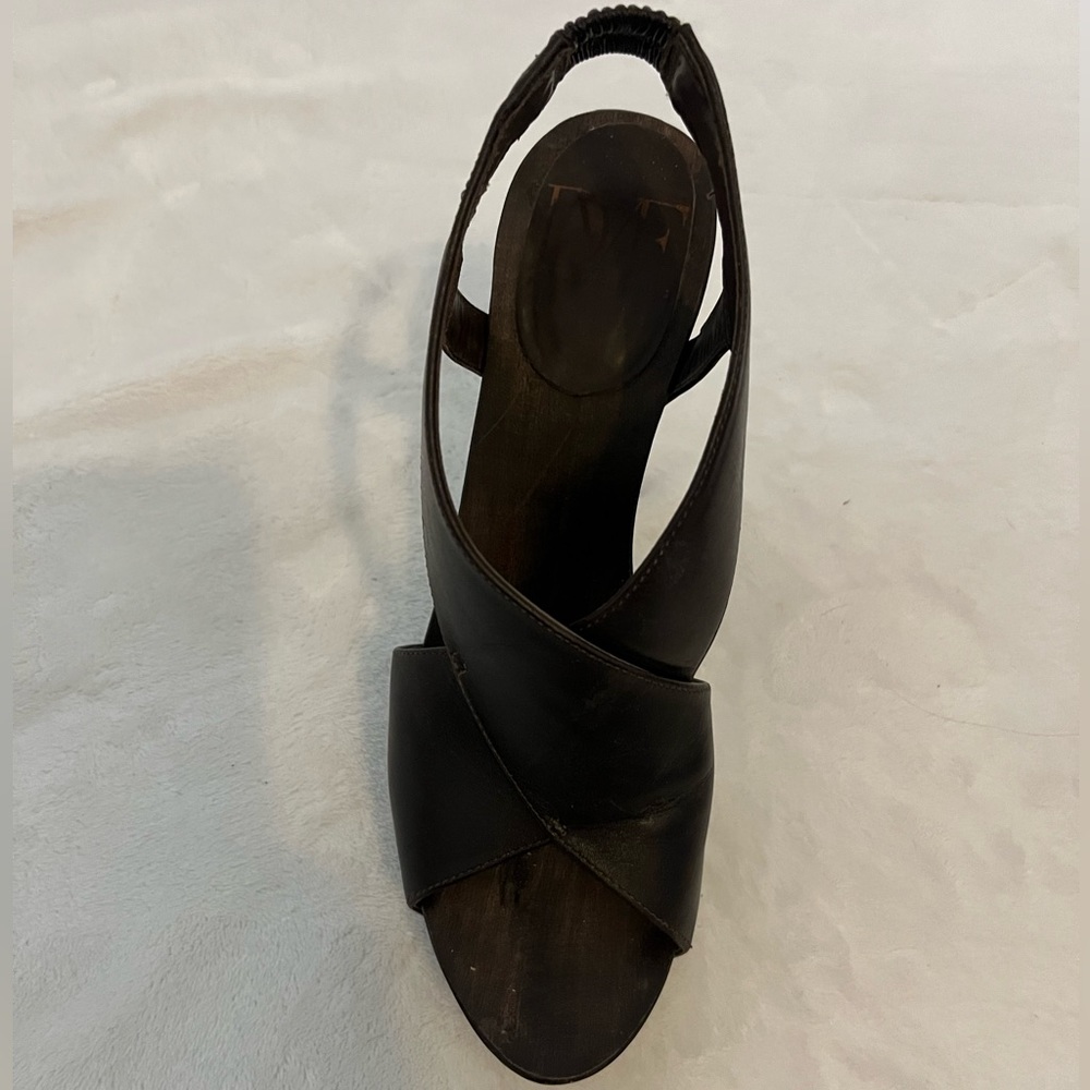 Diane von Furstenberg Slingback Heels - Picture 5 of 16